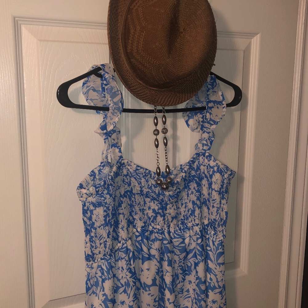 NWT Floral Maxi Dress
